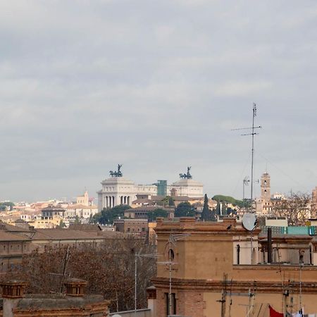 Tiber Rooms Testaccio ローマ エクステリア 写真