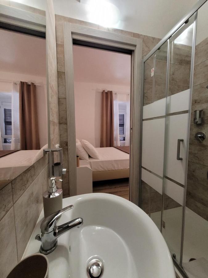 Tiber Rooms Testaccio ローマ エクステリア 写真